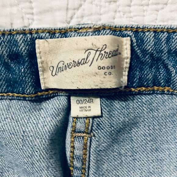 Universal Thread Wide Leg Jeans - Picture 4 of 5